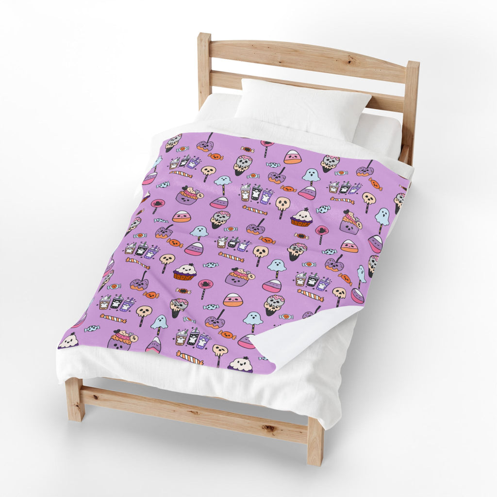 Cute Halloween Candy Pattern Velveteen Plush Blanket | Ghosts, Candy Corn, Cupcakes